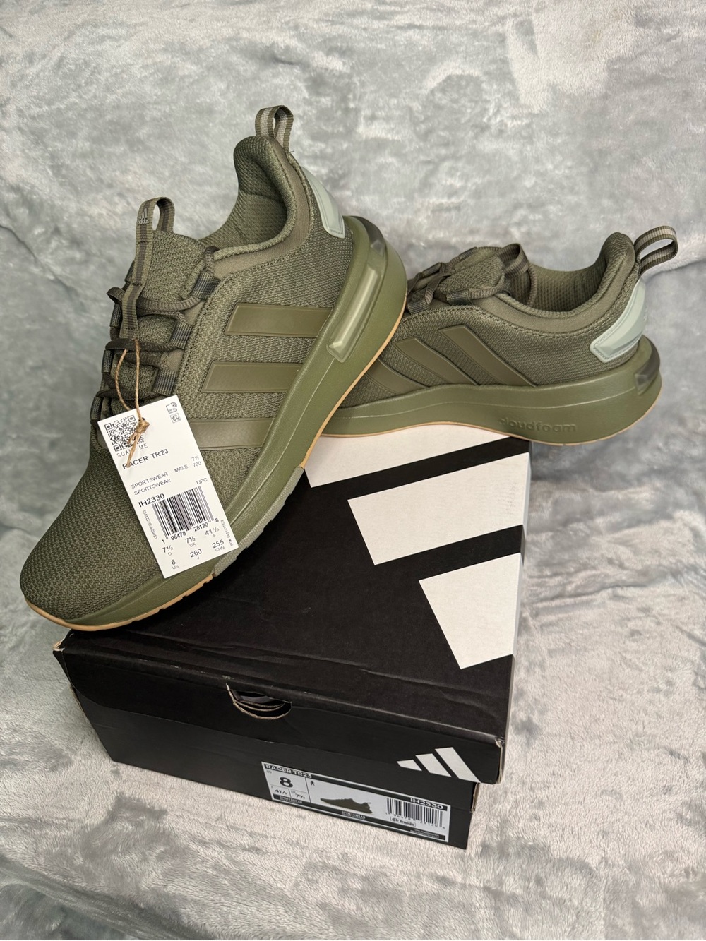 New in Box 🌴 Men’s Adidas Racer TR23 - Size 8